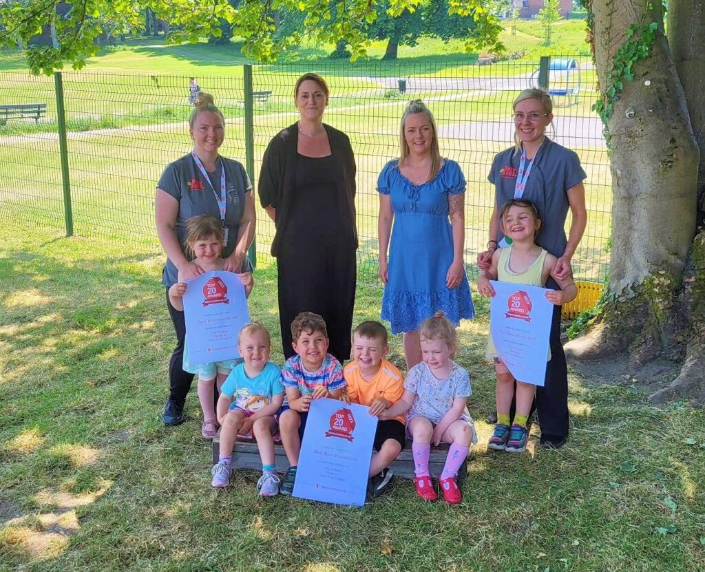 Busy Bees Macclesfield _PerfectlyClear I Love Macc